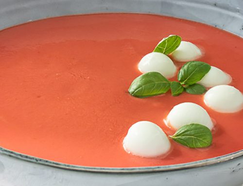 Gazpacho con perlas de mozarella